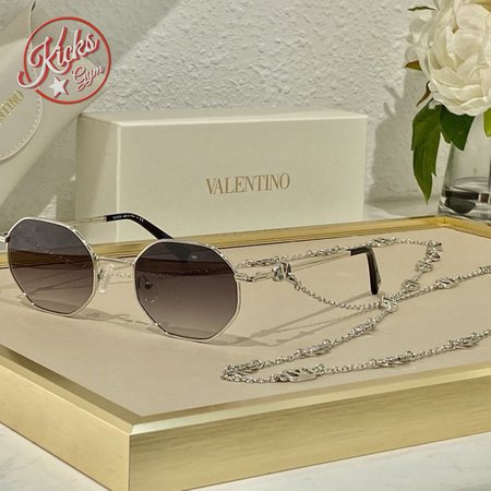 Valentino Eyewear Geometric Frame Sunglasses