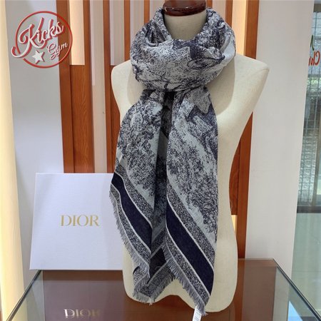 dior print shawl