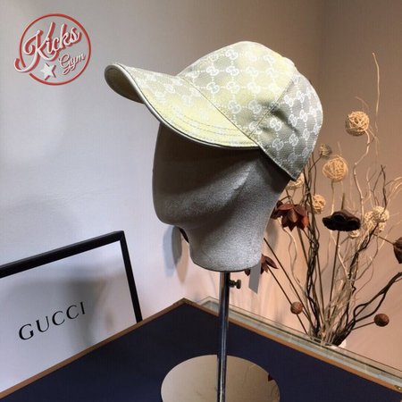Gucci Cowhide leather adjustment strap hats