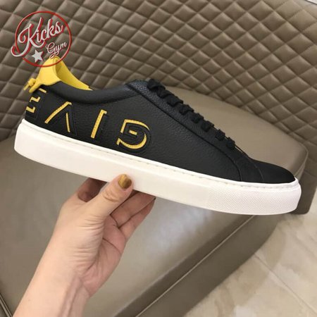 GIVENCHY LOW SNEAKER IN LEATHER - GVC5